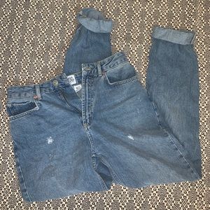 BDG MOM JEANS